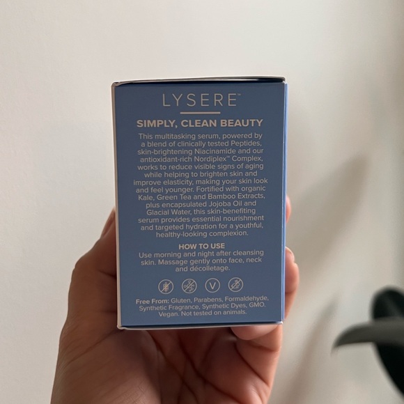 NORWEX LYSERE rejuvenating radiance serum
NEW IN BOX - Picture 4 of 8